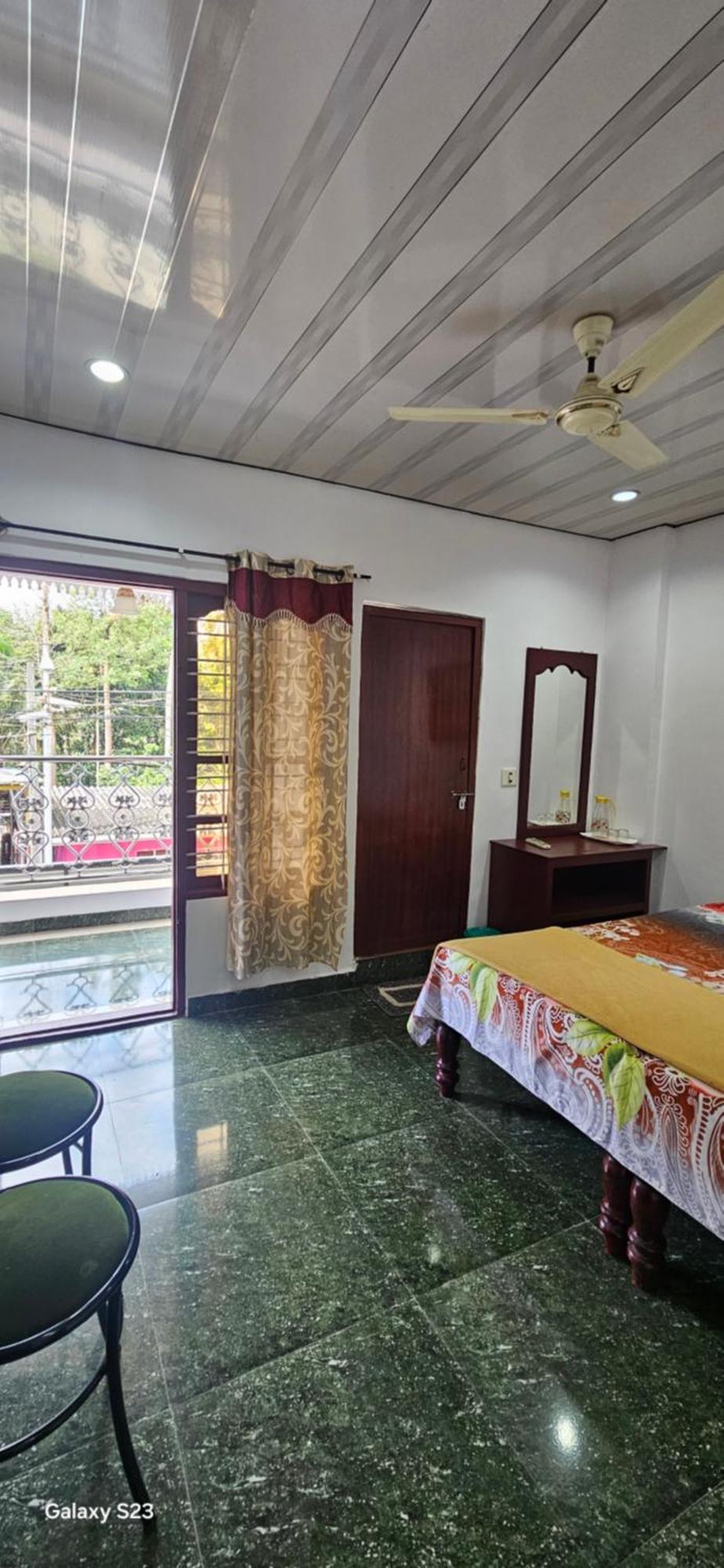 Floral Homestay Thekkady Buitenkant foto